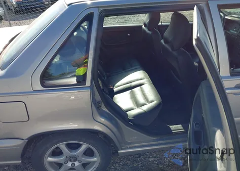 1999 Volvo S70 Glt z USA, uszkodzony, nr VIN YV1LS56D7X1592834